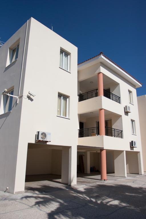 Kyriakos Court Hotel Paphos Exterior photo